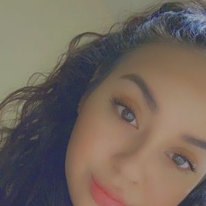 Meet your Posher, Shay